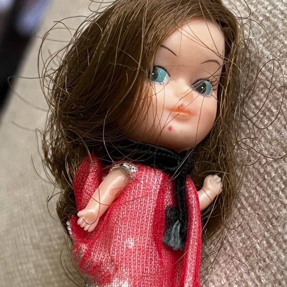 Liddle Kiddle ERA vintage mini doll L.K.? L.8.? Little Red Riding Hood ? 60s 70s - Picture 14 of 14